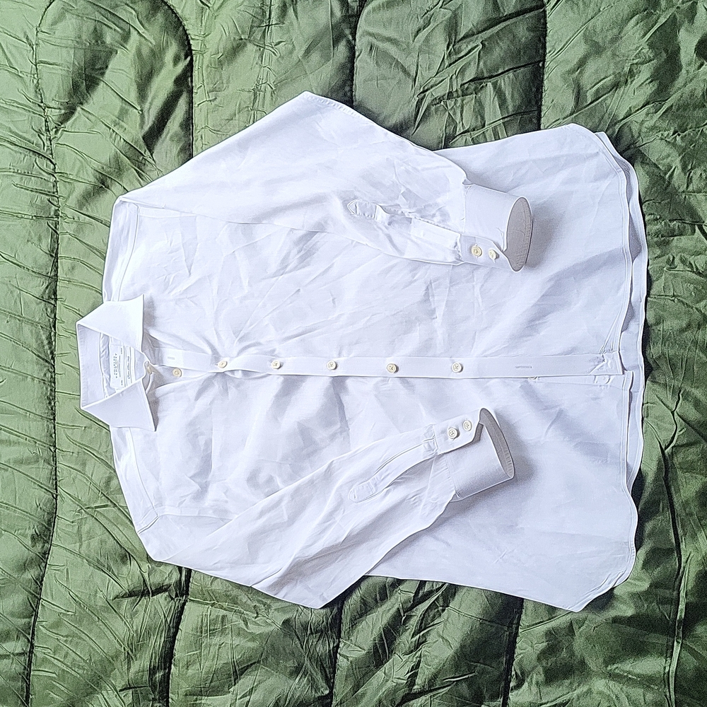 Charles Tyrwhitt Cripsy White Button Down Shirt EUC